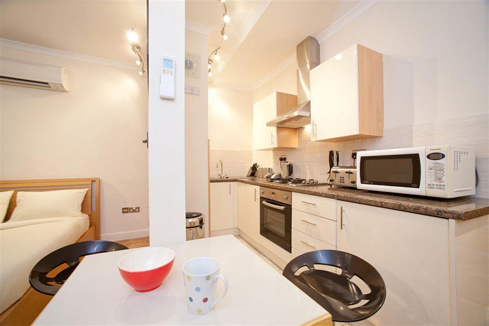 Milestone Apartments Лондон Экстерьер фото