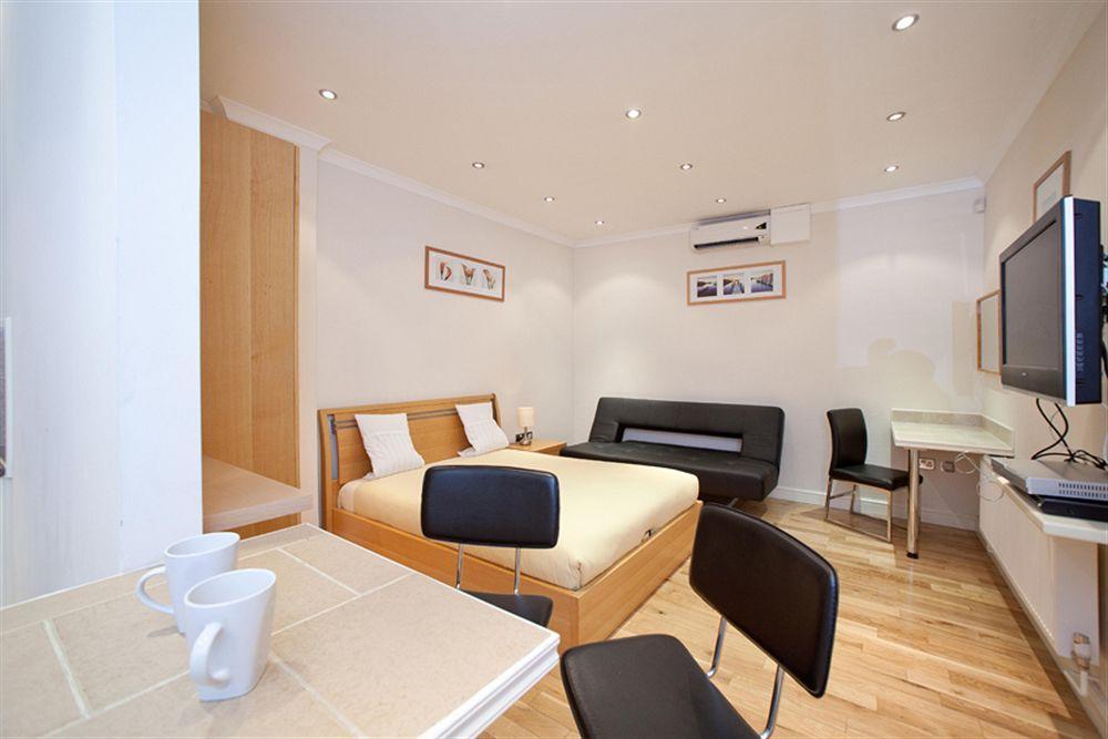 Milestone Apartments Лондон Экстерьер фото