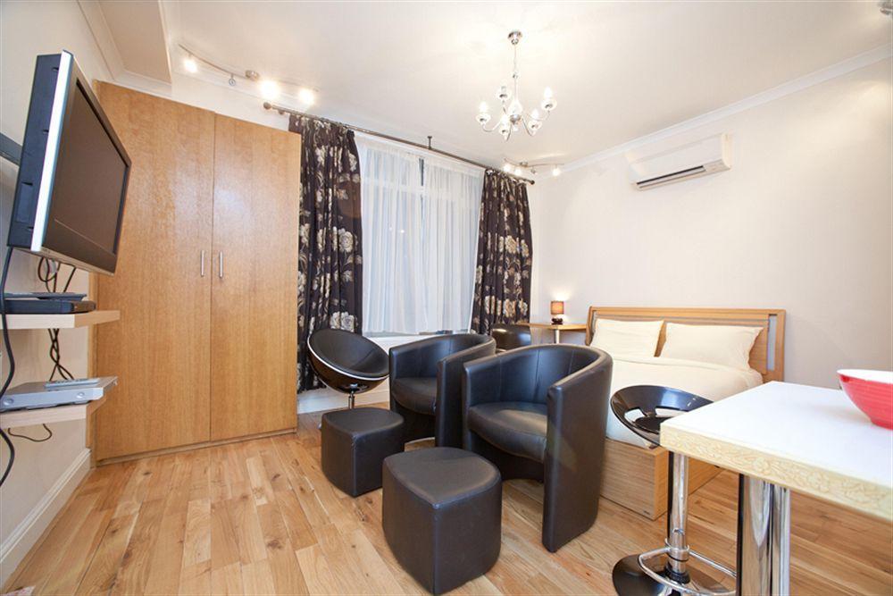 Milestone Apartments Лондон Экстерьер фото