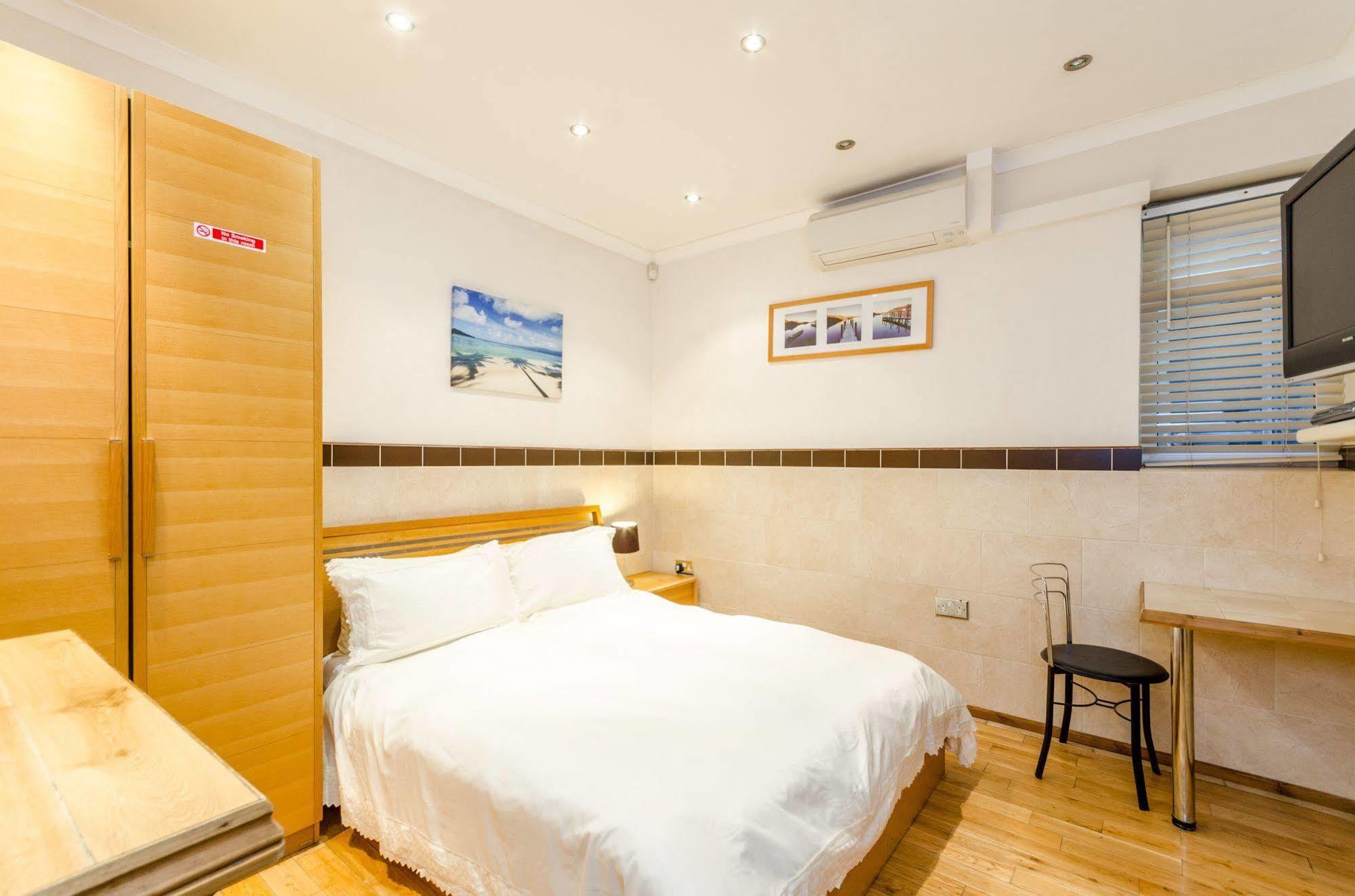 Milestone Apartments Лондон Экстерьер фото