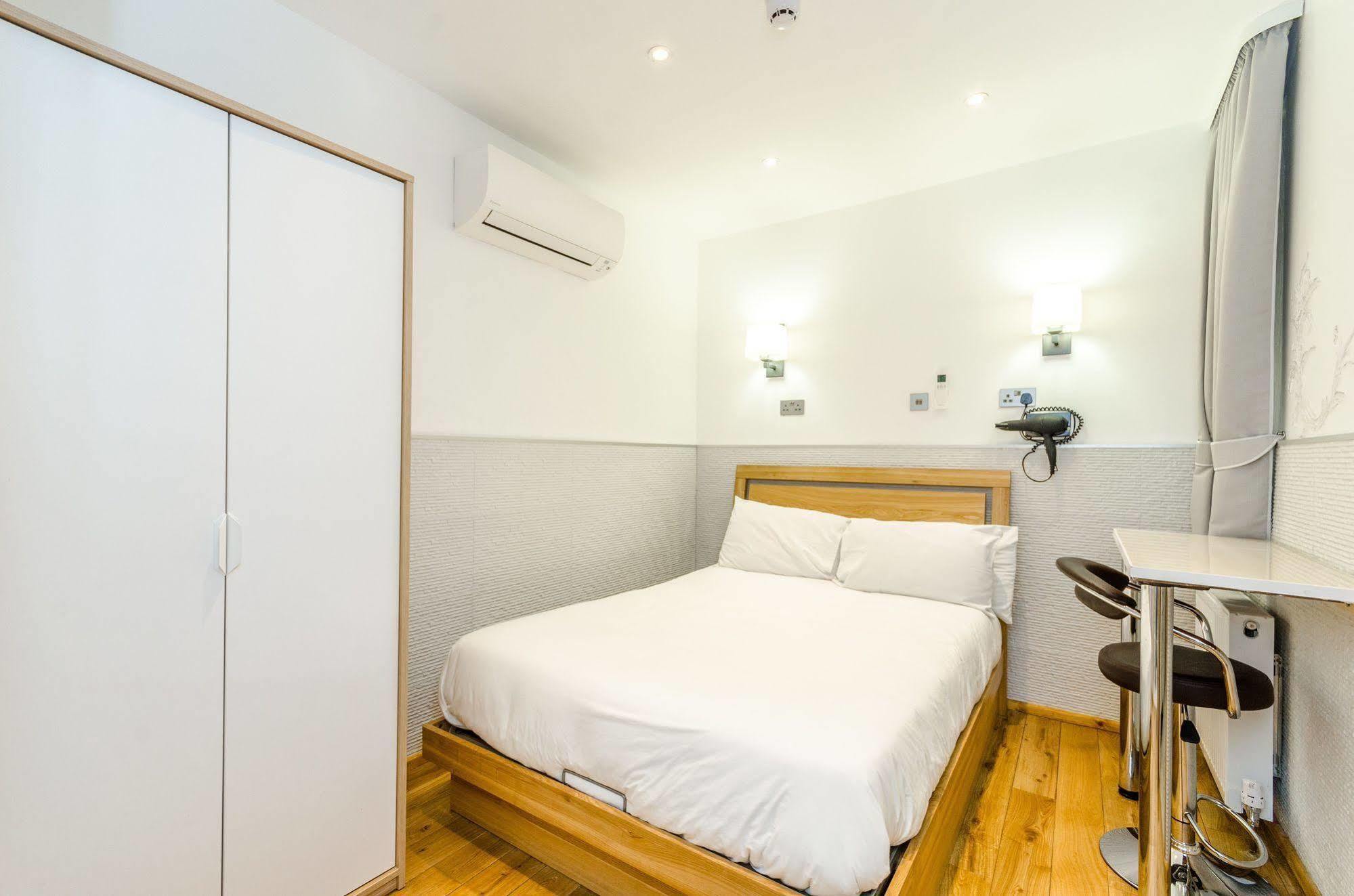 Milestone Apartments Лондон Экстерьер фото