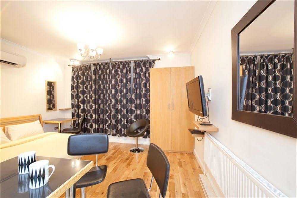 Milestone Apartments Лондон Экстерьер фото